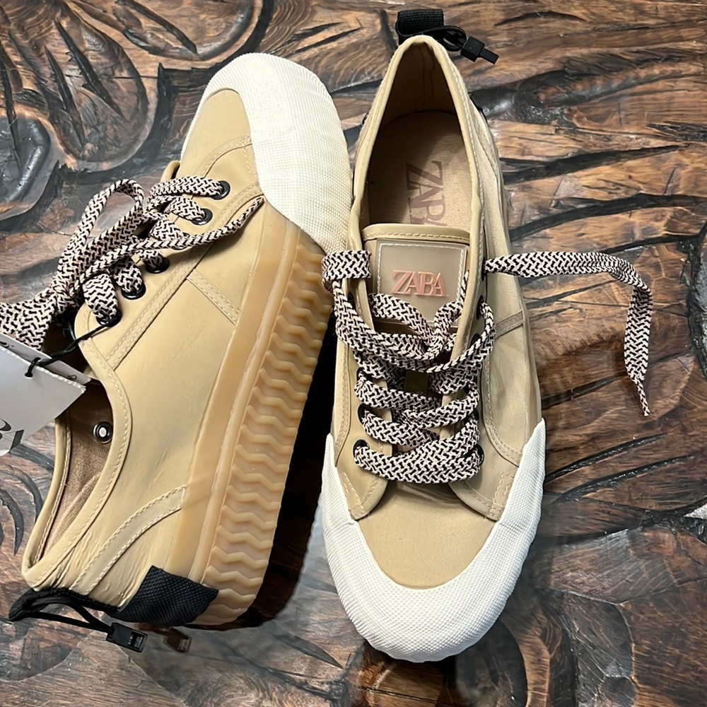 Zara trainers tennis shoes white cap tan size 8 / 39 brand new with tags